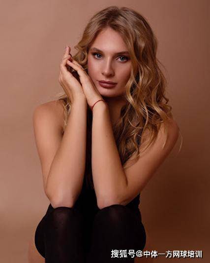 位杰出的山 位杰出的山